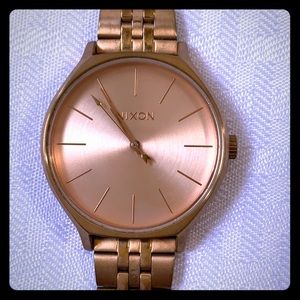 Rose gold Nixon The Clique watch